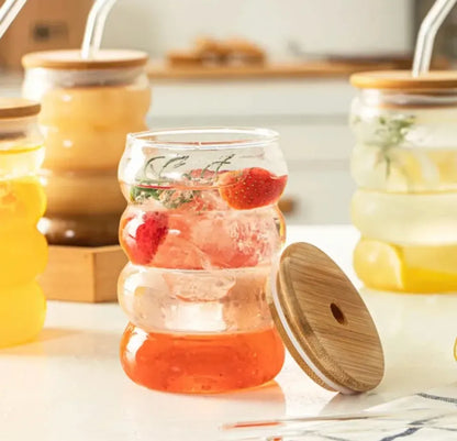 Round Juice Glass With wooden lid & Straw